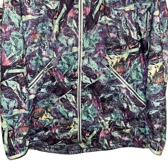 Lululemon Woman Jacket Size 6 - Picture 5 of 5